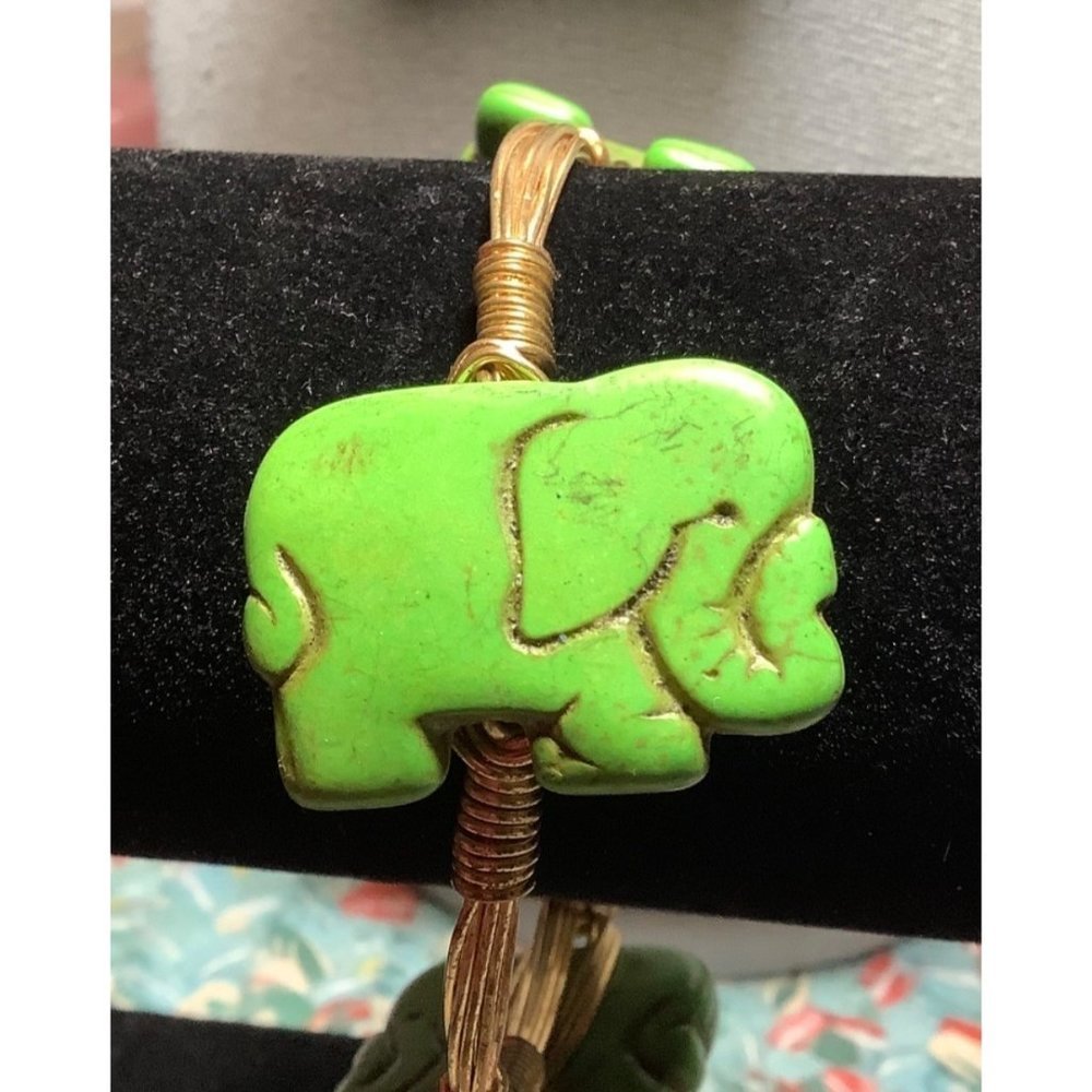 Green Stone Elephant Bracelet — 10”